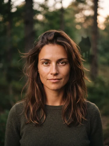Leah — the one you keep banner